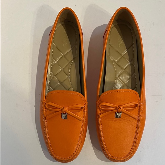 Michael Michael Kors Orange Leather Loafers Flats Shoes Size 9.5 - Picture 3 of 14
